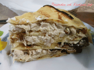 блинный пирог с курицей и грибами